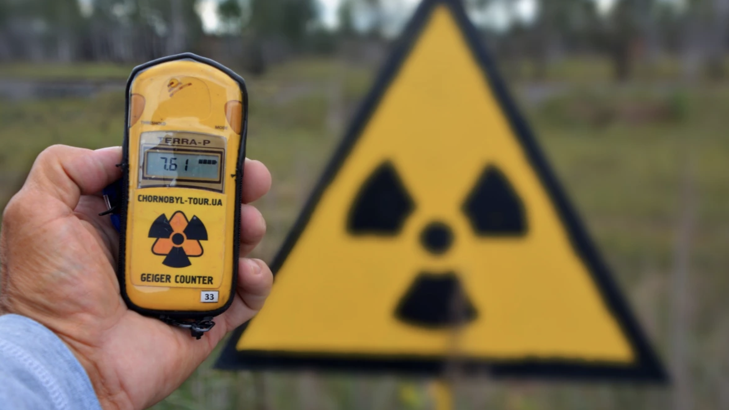 Как можно уменьшить радиационный фон. Счетчик Гейгера Чернобыль. Облучение радиацией Чернобыль. Чернобыль выброс радиации. Чернобыльская АЭС уровень радиации.